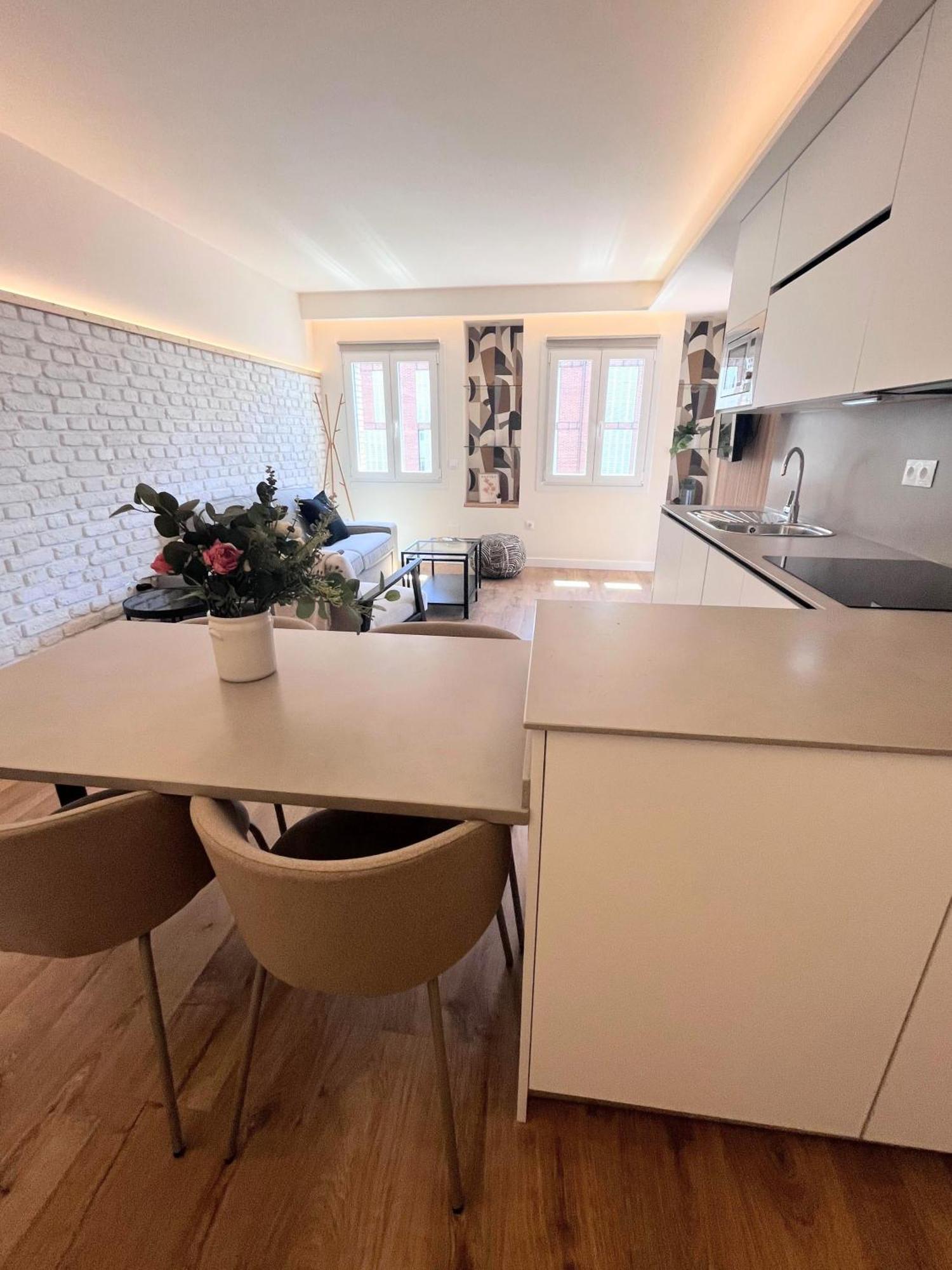Homely Malaga Soho San Lorenzo 外观 照片